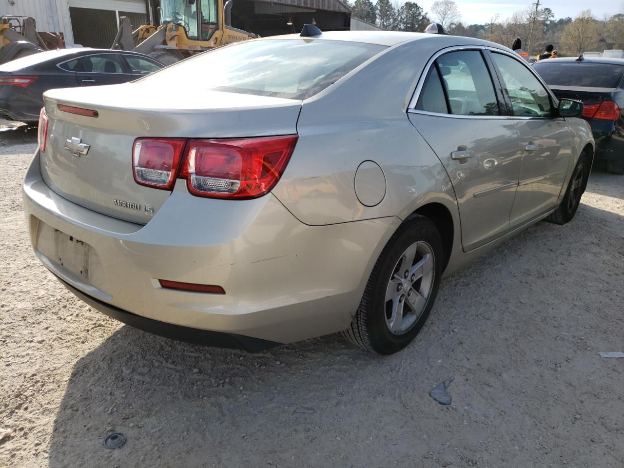 Photo 4 from auction – 2014 CHEVROLET MALIBU LS with VIN 1G11B5SL7EF140787