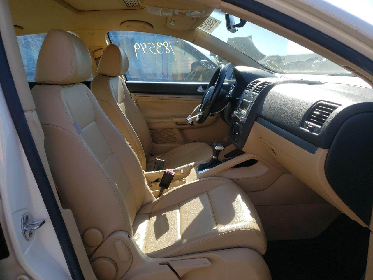 Photo 5 from auction – 2008 VOLKSWAGEN JETTA SE with VIN 3VWRM71K38M106565