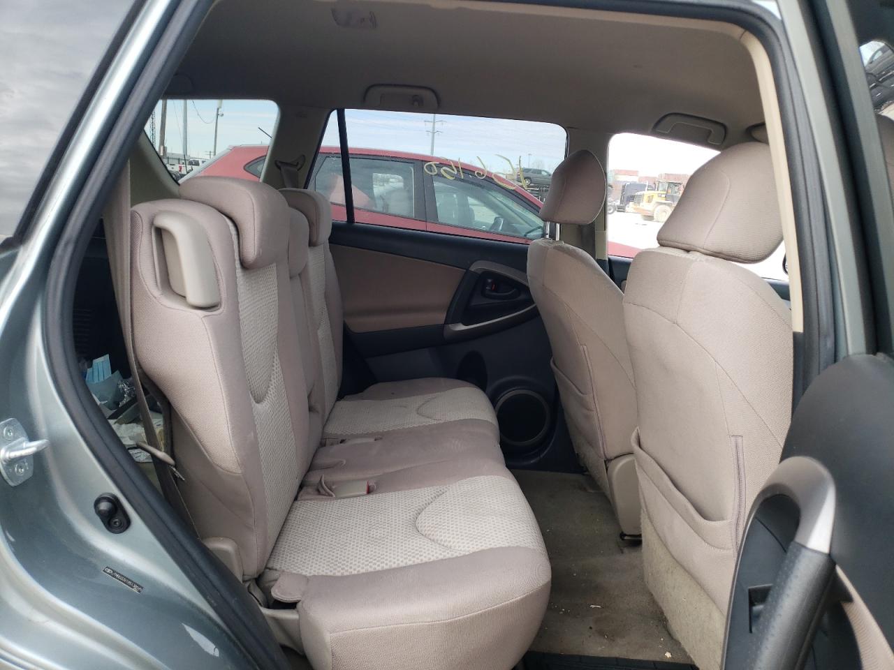 Photo 6 from auction – 2008 TOYOTA RAV4 with VIN JTMBD33V185138599