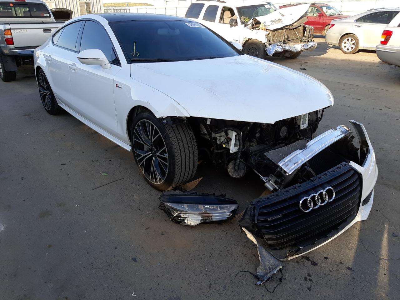 AUDI A7 PREMIUM 2017 with VIN WAUW2AFC2HN133253 - Photo from auction
