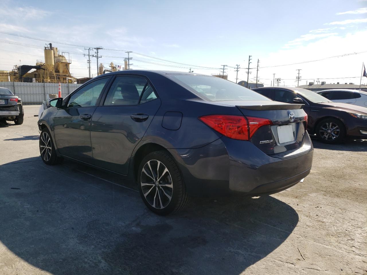 Photo 3 from auction – 2018 TOYOTA COROLLA L with VIN 5YFBURHE6JP769420