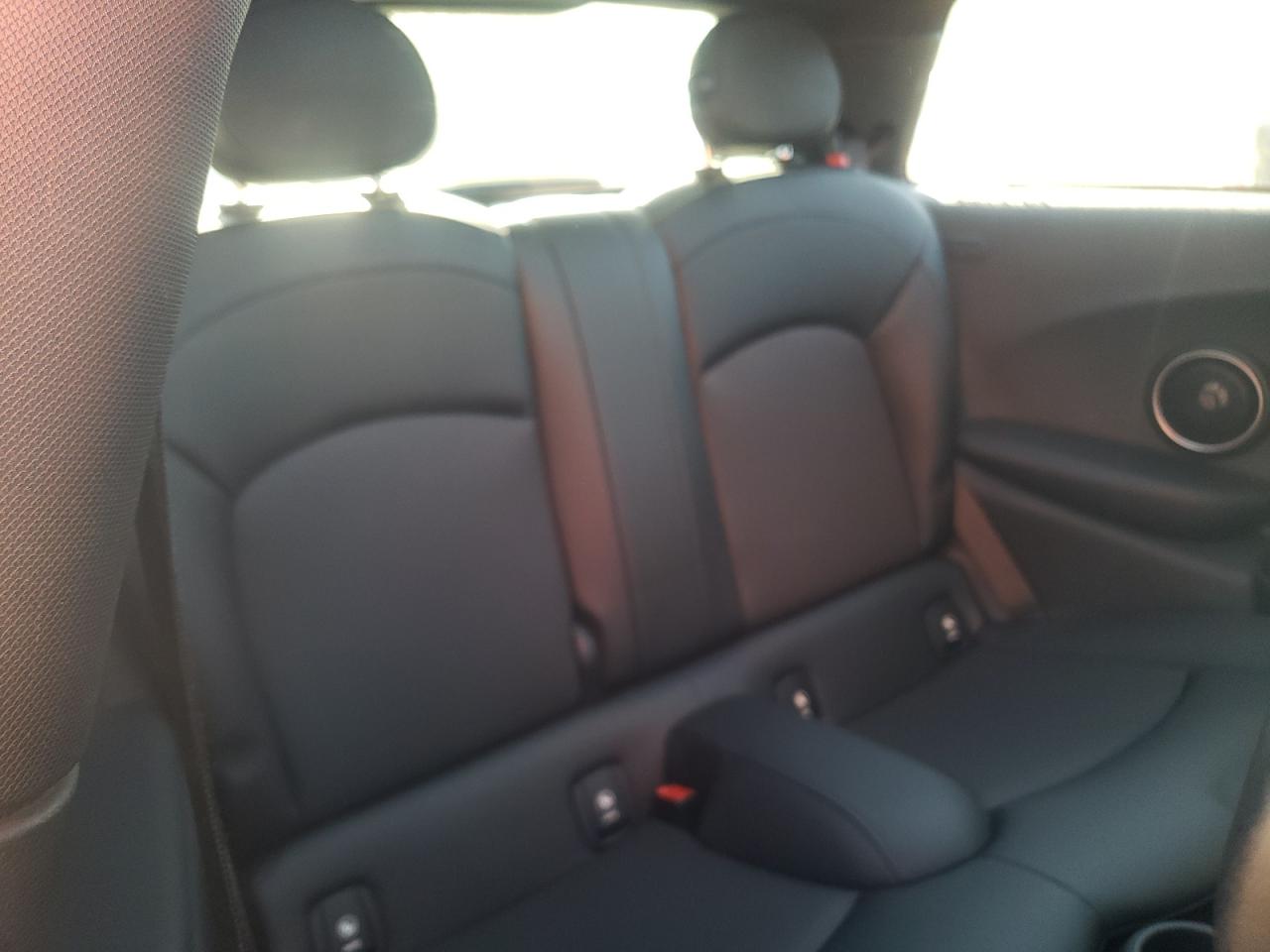 Photo 6 from auction – 2015 MINI COOPER S with VIN WMWXP7C53F2A60619