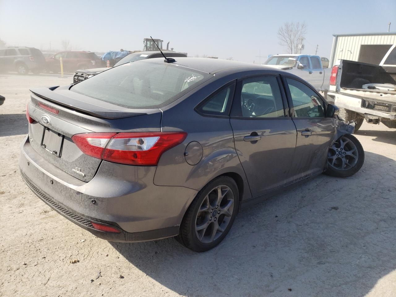Photo 4 from auction – 2013 FORD FOCUS SE with VIN 1FADP3F24DL171626