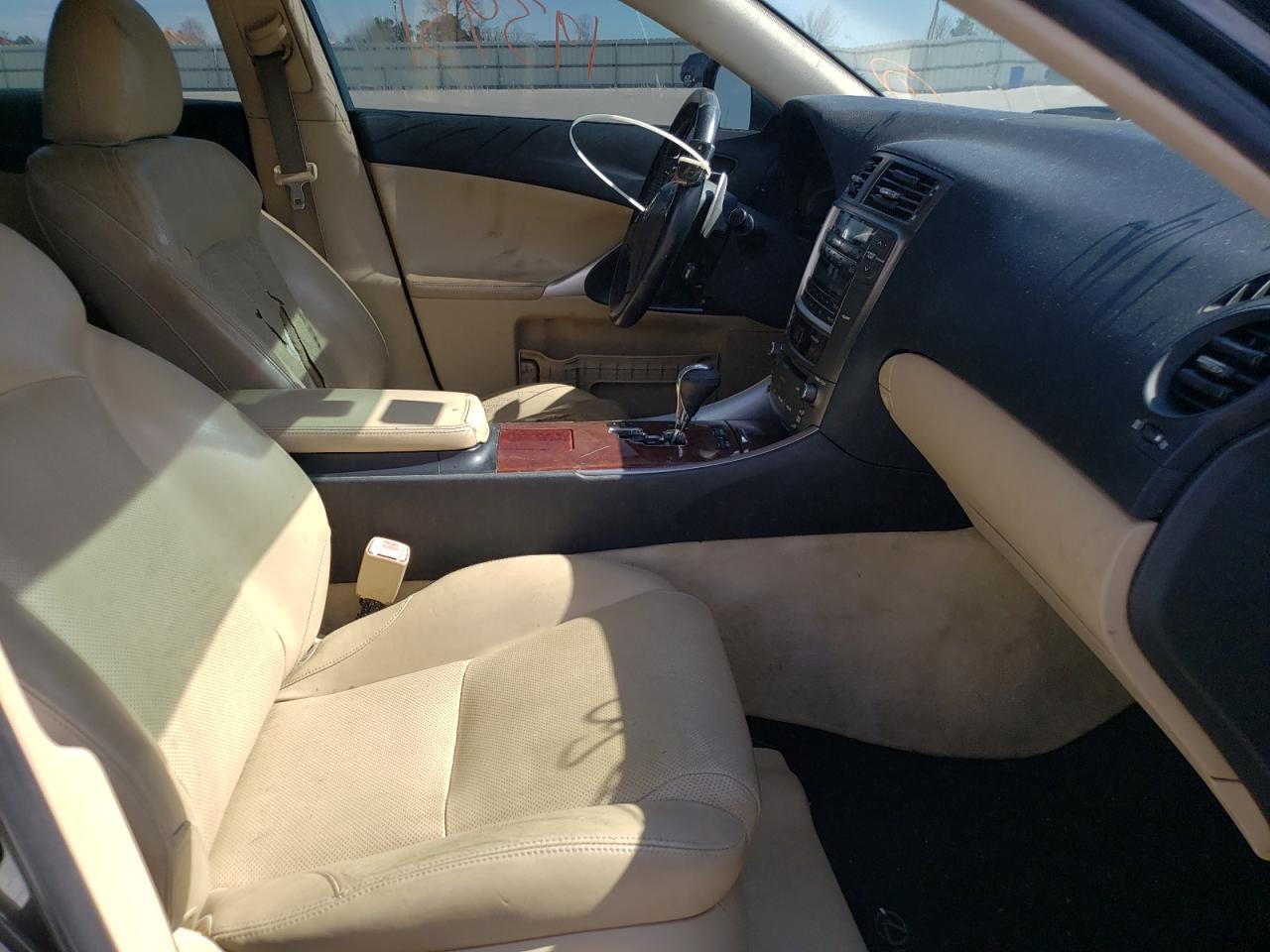 Photo 5 from auction – 2007 LEXUS IS 250 with VIN JTHBK262372050590
