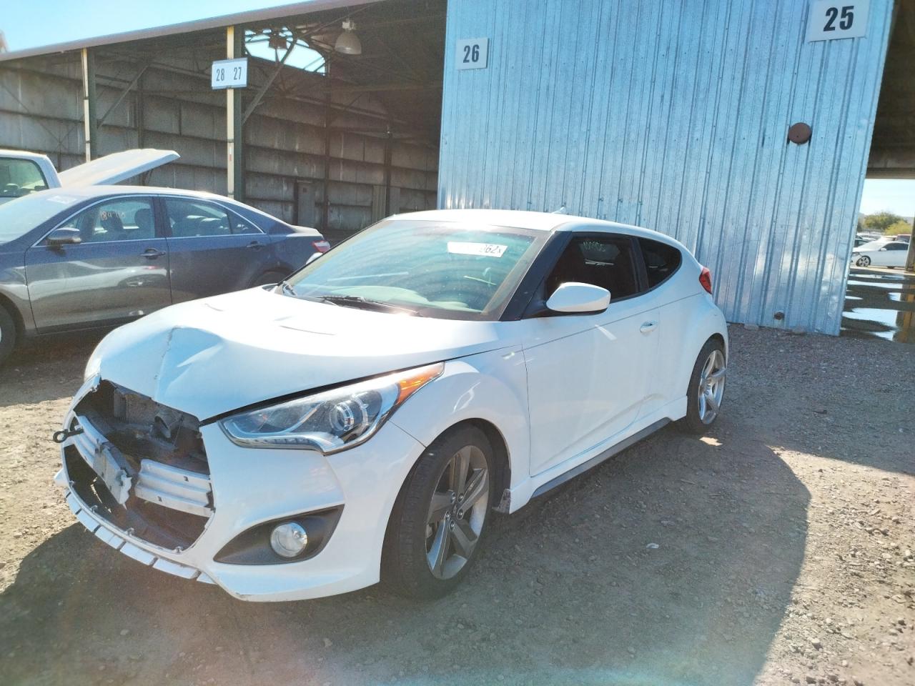 Photo 2 from auction – 2015 HYUNDAI VELOSTER T with VIN KMHTC6AE0FU239370