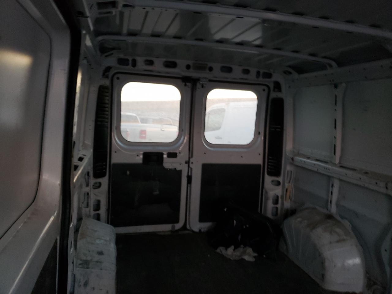 Photo 6 from auction – 2016 RAM PROMASTER with VIN 3C6TRVAG2GE115073