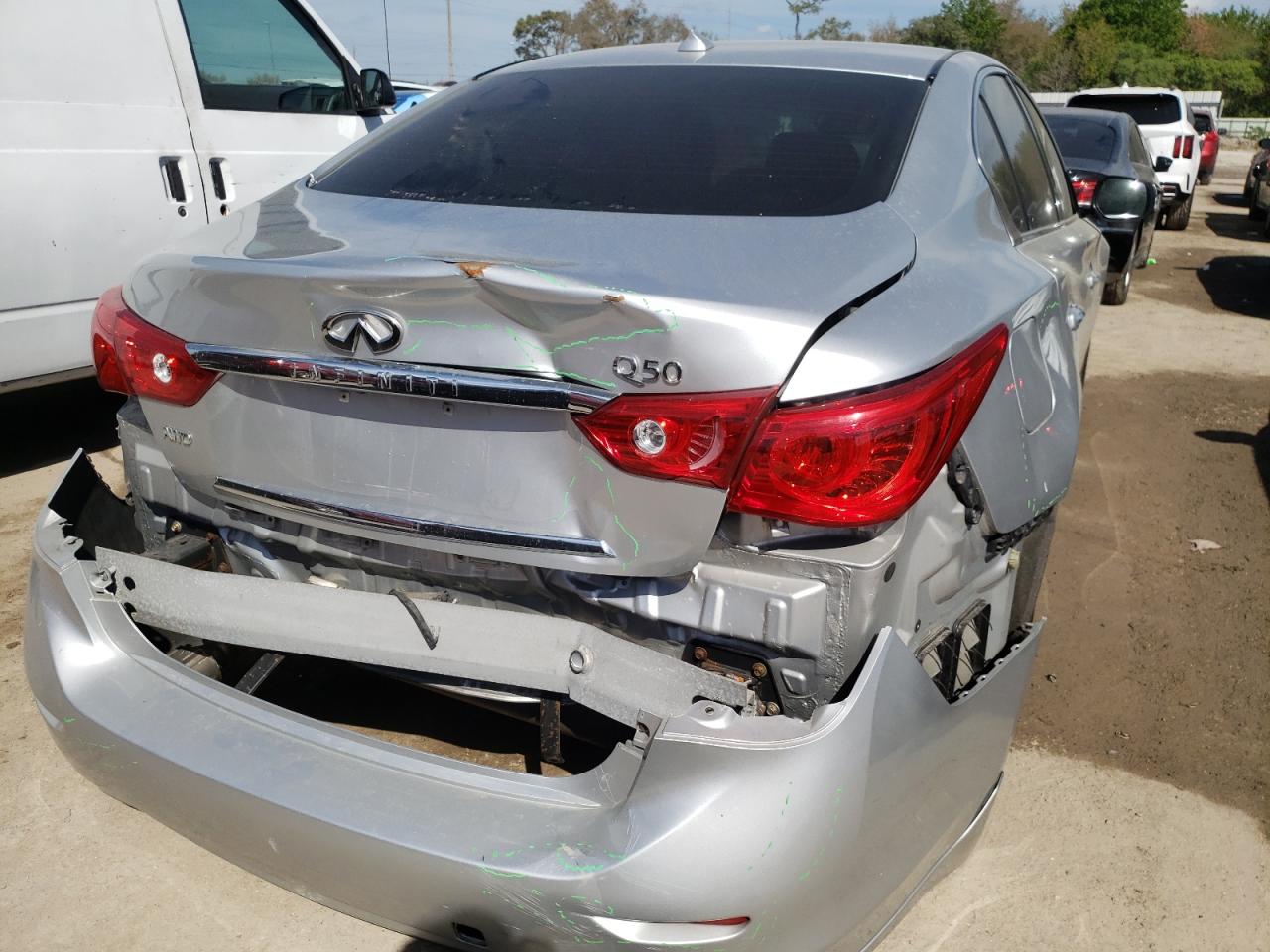 Photo 9 from auction – 2015 INFINITI Q50 BASE with VIN JN1BV7AR5FM401421