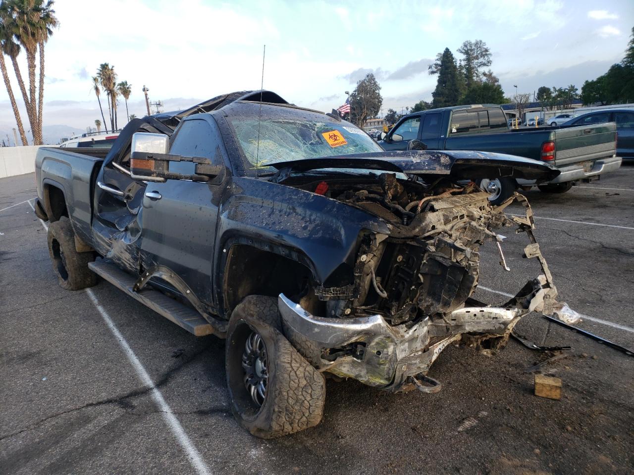 GMC SIERRA K25 2016 with VIN 1GT12TE8XGF195174 - Photo from auction