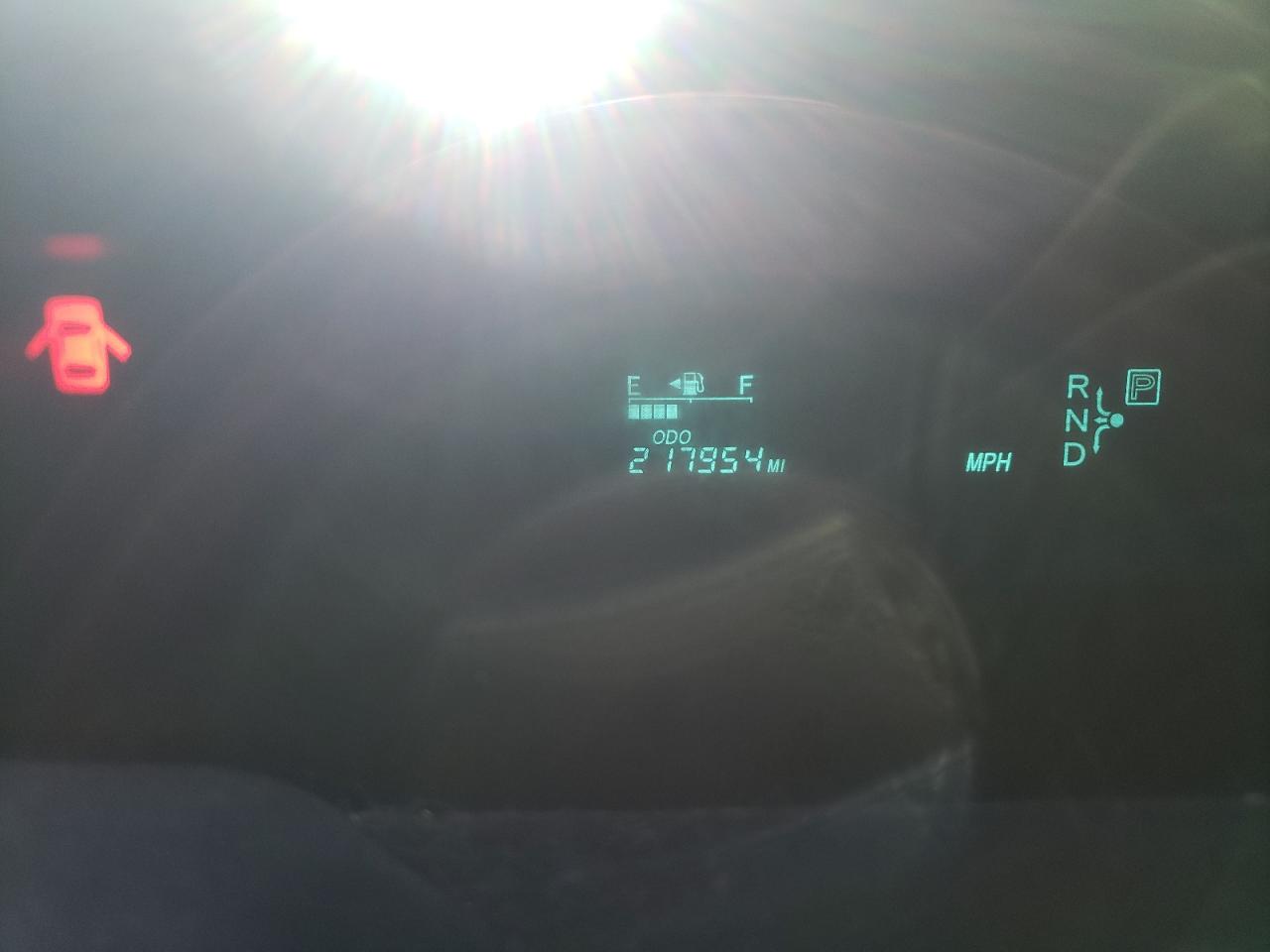 Photo 8 from auction – 2005 TOYOTA PRIUS with VIN JTDKB20U853067338