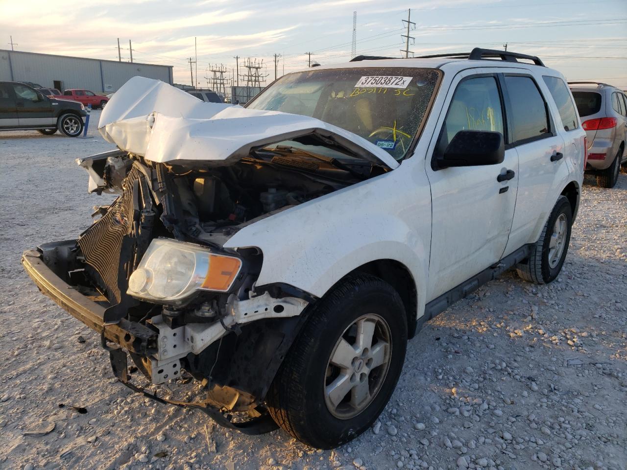 Photo 2 from auction – 2011 FORD ESCAPE XLT with VIN 1FMCU0DG2BKB85177