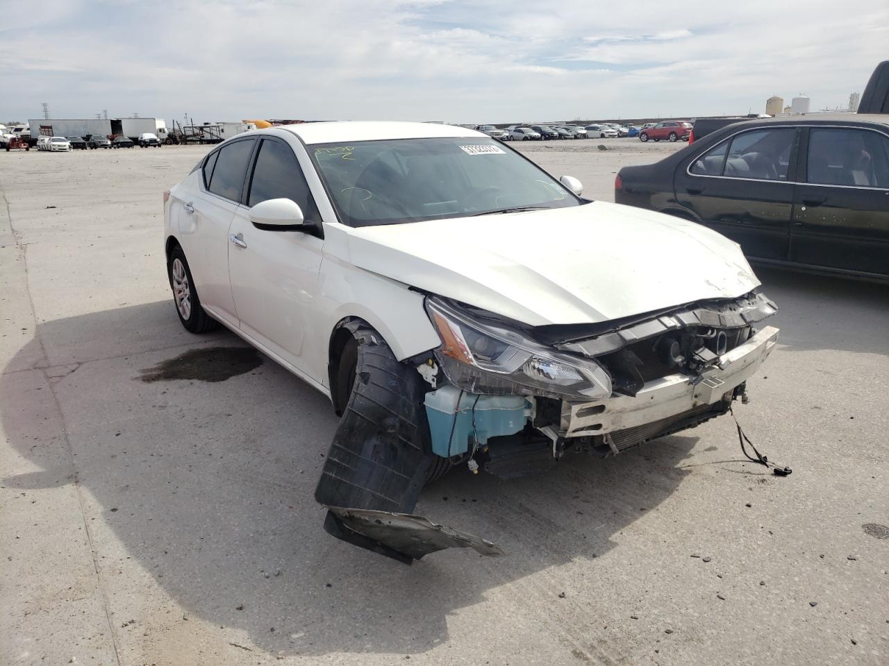 NISSAN ALTIMA S 2020 with VIN 1N4BL4BV4LC172007 - Photo from auction