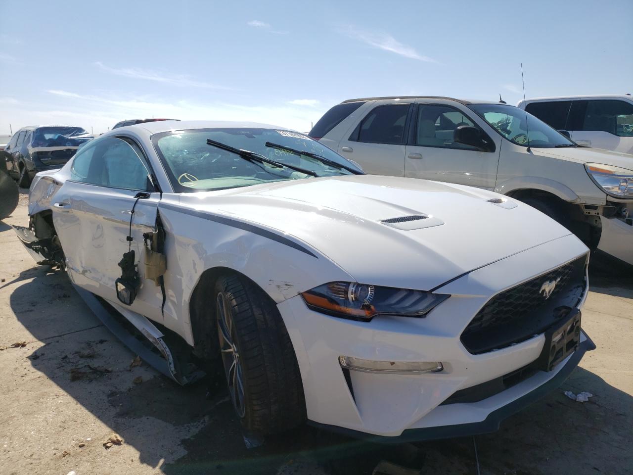 FORD MUSTANG 2018 with VIN 1FA6P8TH9J5113753 - Photo from auction