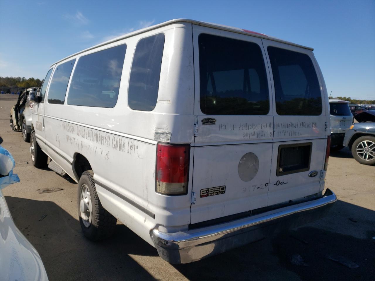 Photo 3 from auction – 2005 FORD E350 with VIN 1FBSS31L65HB47031