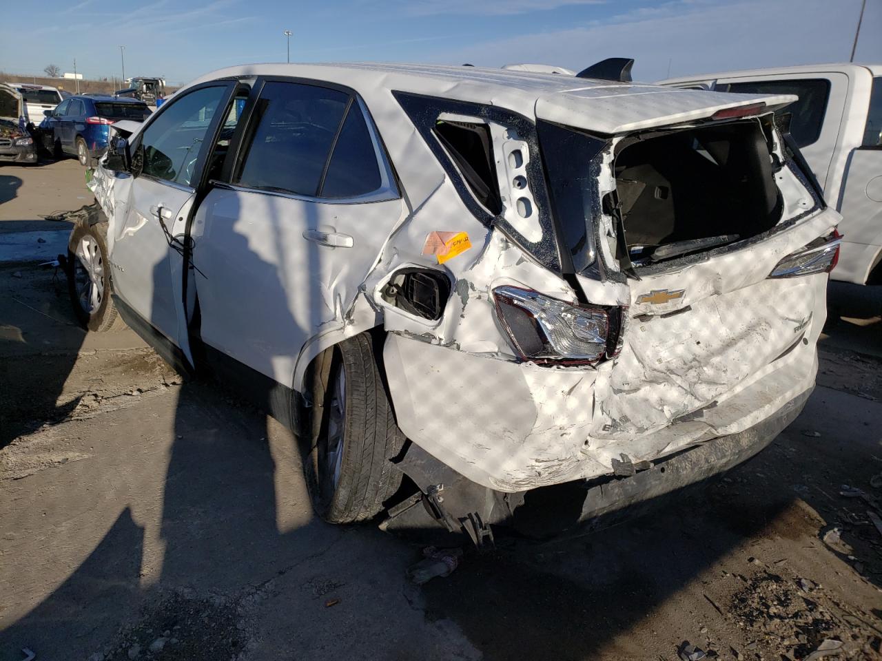 Photo 3 from auction – 2021 CHEVROLET EQUINOX LT with VIN 3GNAXUEV7ML369322