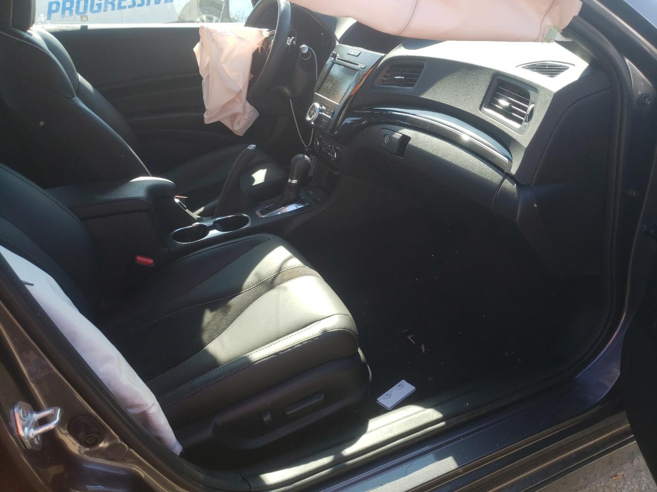 Photo 5 from auction – 2022 ACURA ILX PREMIU with VIN 19UDE2F80NA003429