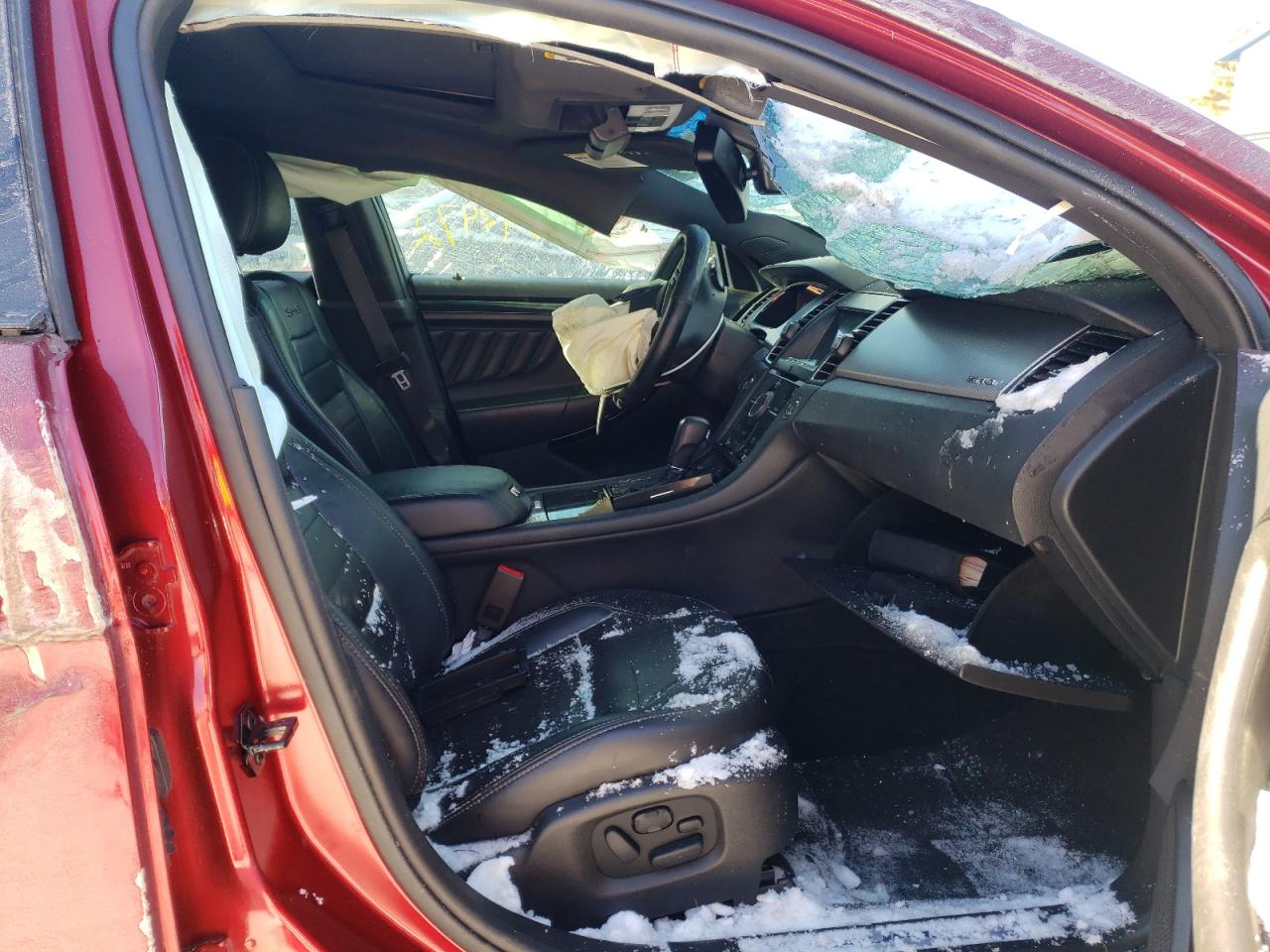 Photo 5 from auction – 2016 FORD TAURUS SHO with VIN 1FAHP2KT8GG125546