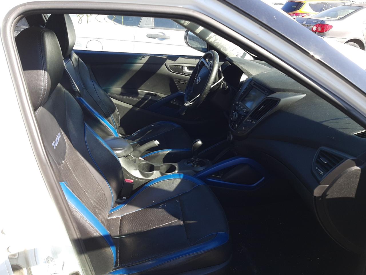 Photo 5 from auction – 2013 HYUNDAI VELOSTER T with VIN KMHTC6AE2DU109202