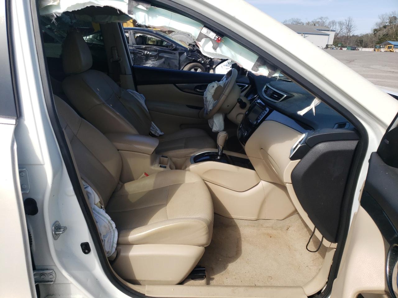 Photo 5 from auction – 2015 NISSAN ROGUE S with VIN 5N1AT2MT4FC854083