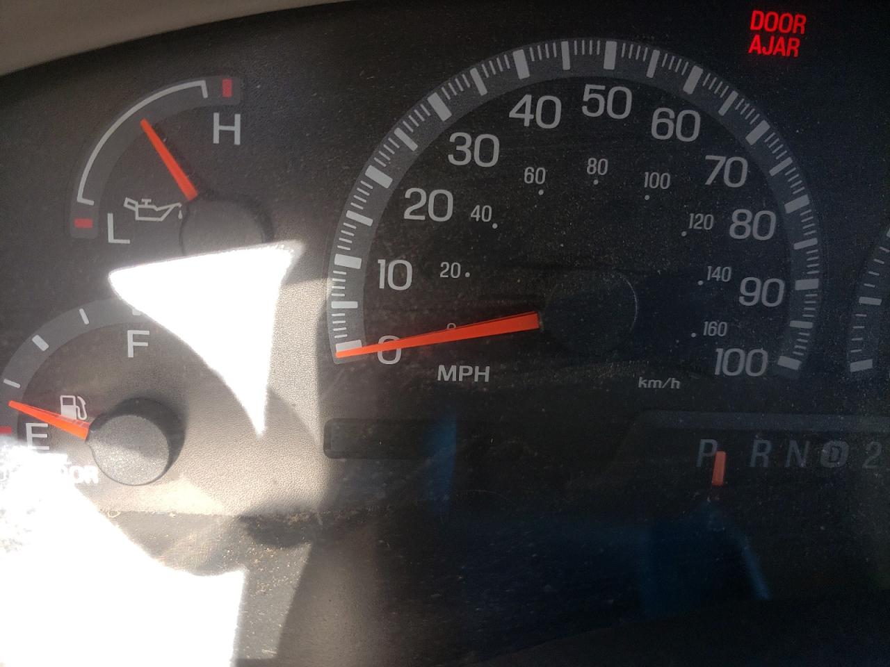 Photo 8 from auction – 2001 FORD F150 with VIN 2FTRX08L01CA15240