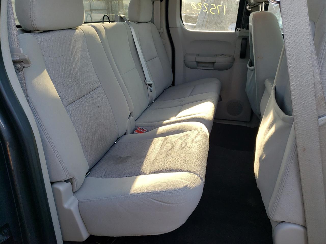 Photo 6 from auction – 2011 CHEVROLET SILVERADO with VIN 1GCRKSE30BZ190283