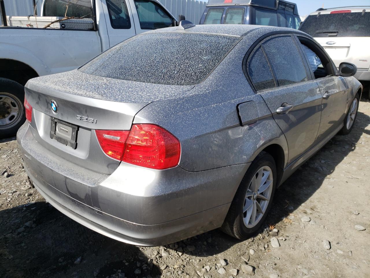 Photo 4 from auction – 2010 BMW 328 XI with VIN WBAPK7C5XAA461692