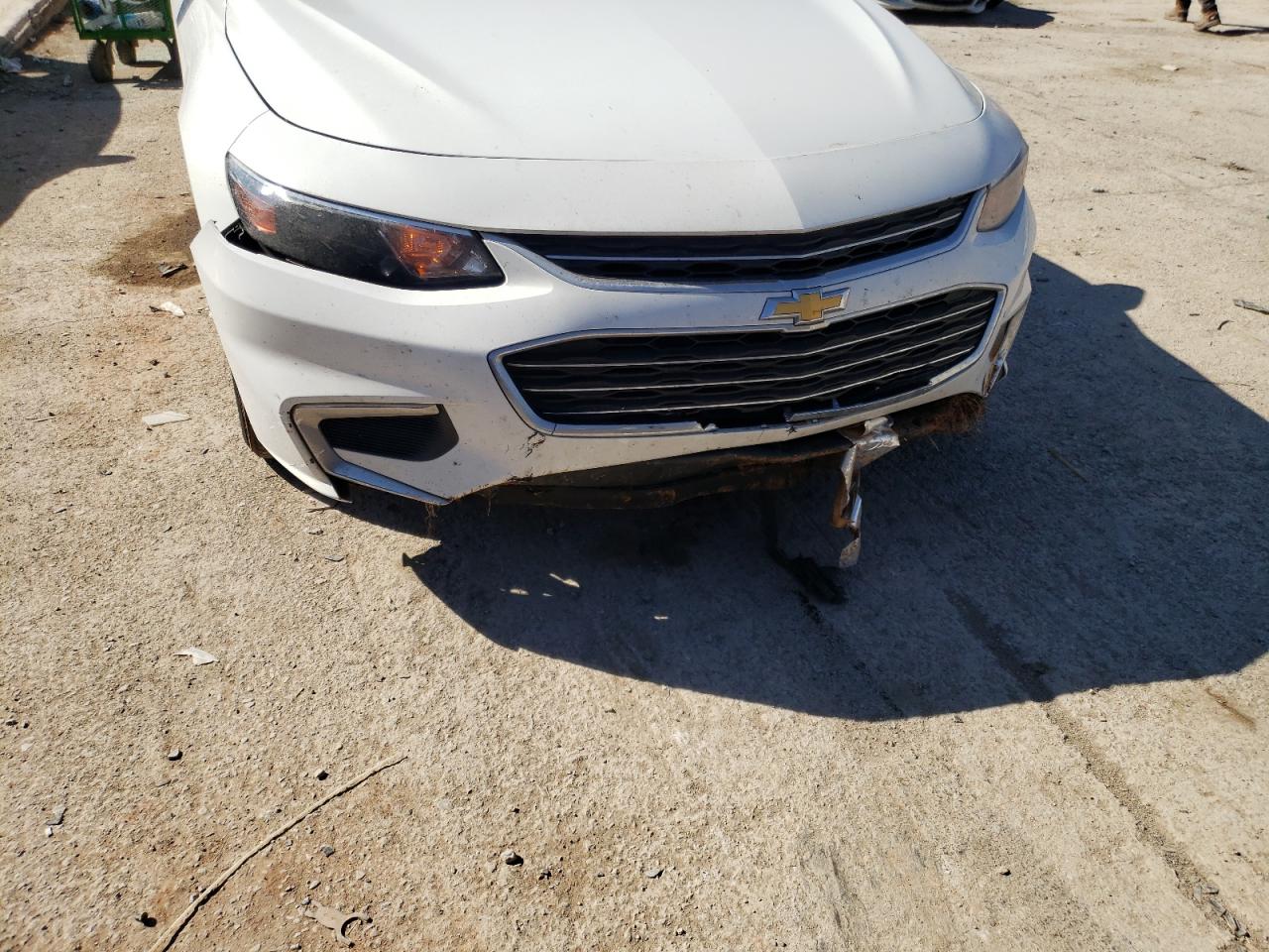 Photo 9 from auction – 2016 CHEVROLET MALIBU LS with VIN 1G1ZB5ST0GF220602