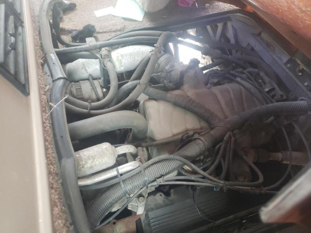 Photo 7 from auction – 1999 CHEVROLET P30 with VIN 1GBJP37J2X3301768