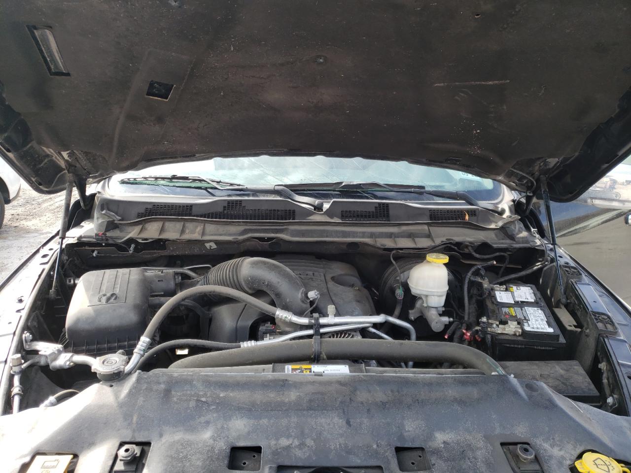 Photo 7 from auction – 2018 RAM 1500 SLT with VIN 1C6RR6LT5JS127300