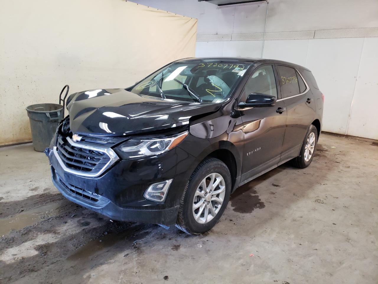 Photo 2 from auction – 2020 CHEVROLET EQUINOX LT with VIN 2GNAXTEV0L6180847