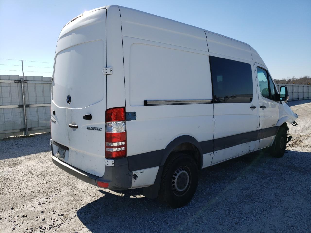 Photo 4 from auction – 2011 MERCEDES-BENZ SPRINTER 2 with VIN WD4PE7CC7B5504913