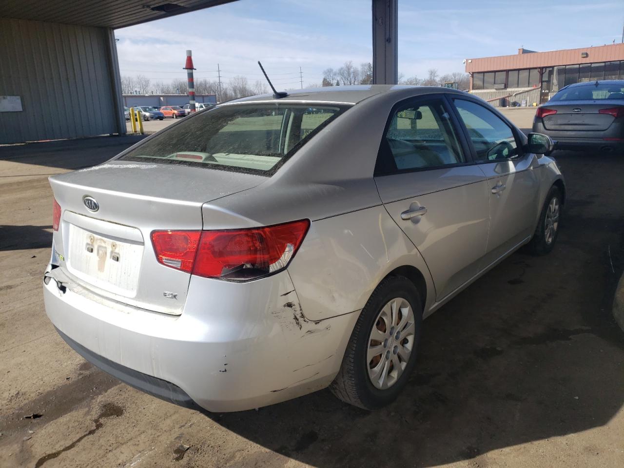 Photo 4 from auction – 2012 KIA FORTE EX with VIN KNAFU4A27C5492553