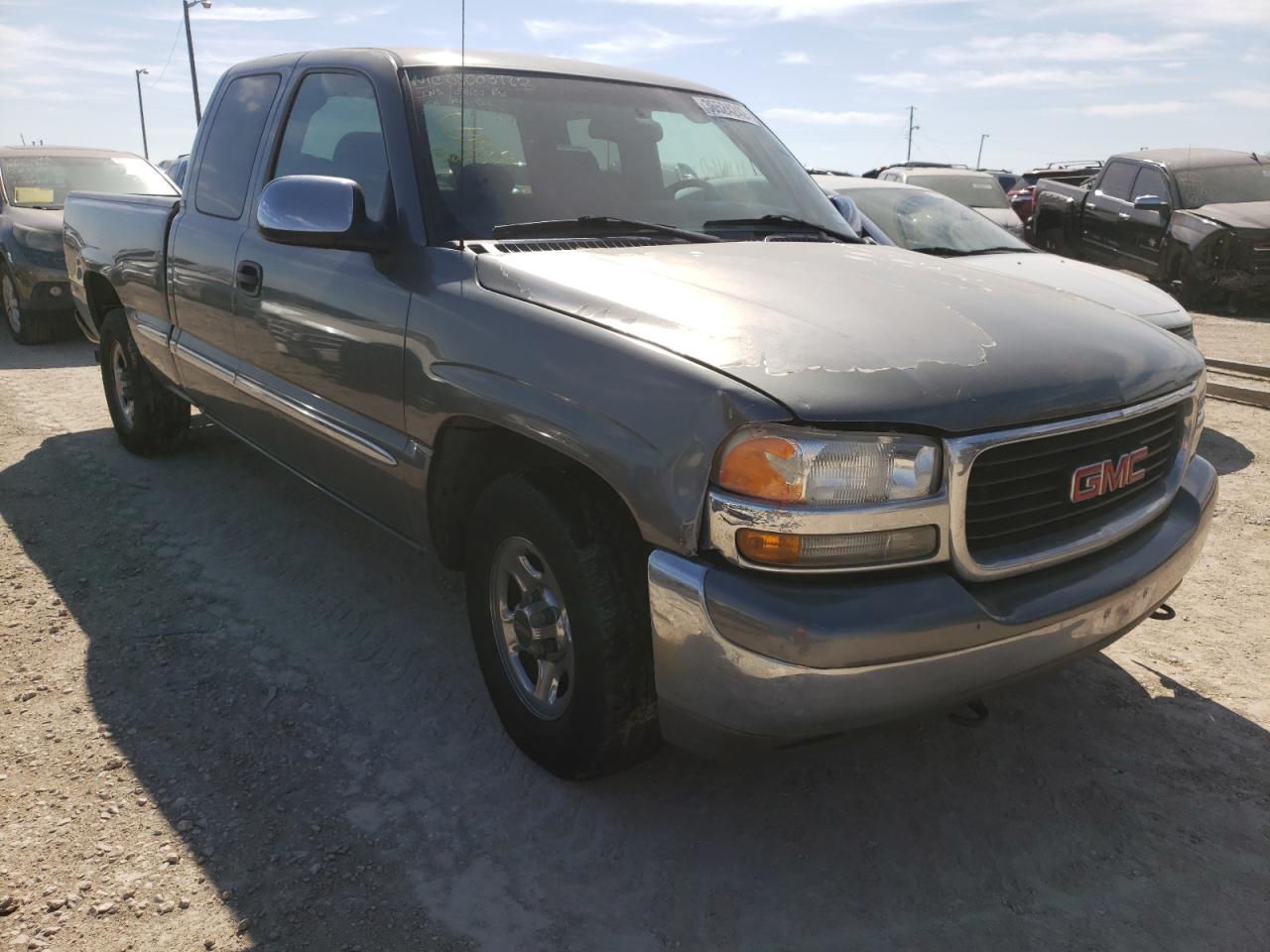 صورة رقم 1 من المزاد - 2002 GMC NEW SIERRA مع VIN 2GTEC19T421367507