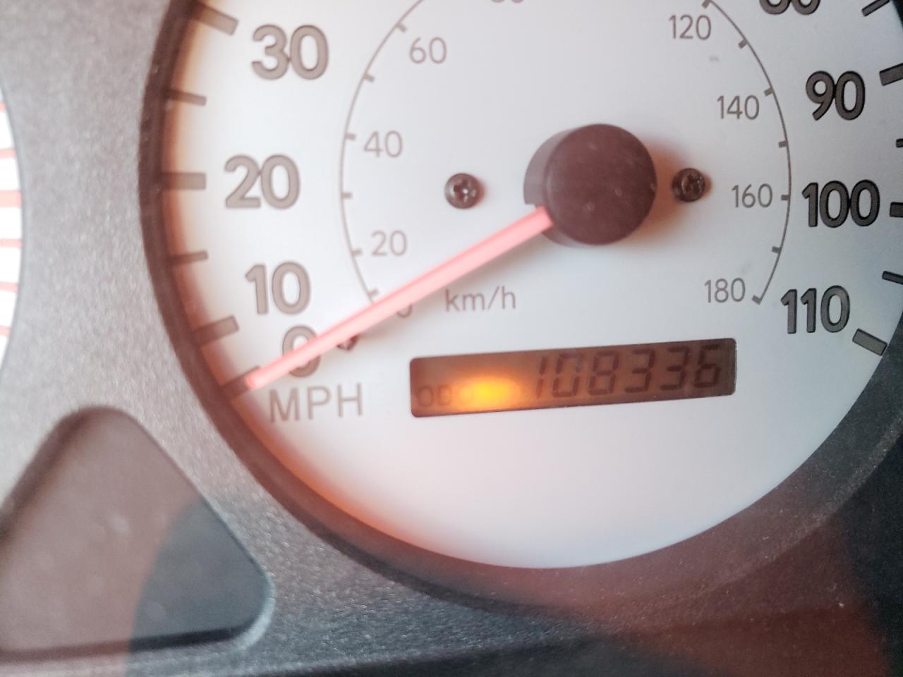Photo 8 from auction – 2000 TOYOTA COROLLA VE with VIN 2T1BR12E6YC359495