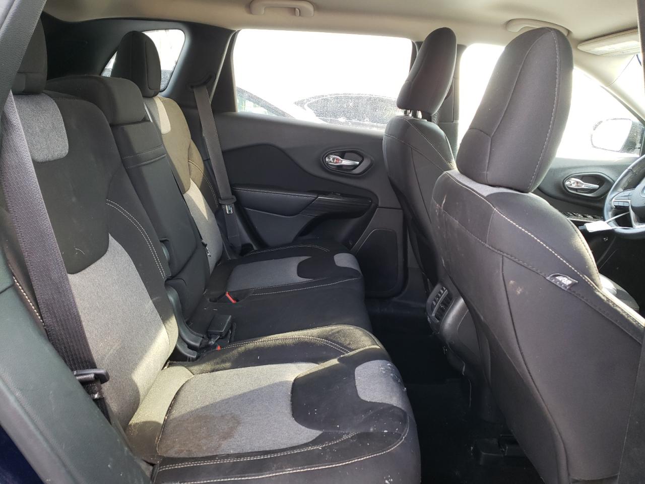 Photo 6 from auction – 2014 JEEP CHEROKEE L with VIN 1C4PJMCB3EW167814