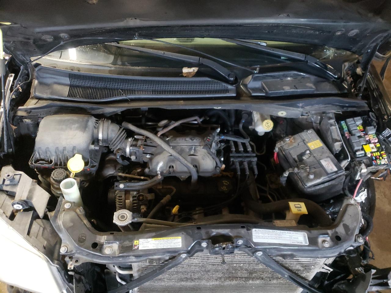 Photo 7 from auction – 2010 CHRYSLER TOWN & COU with VIN 2A4RR5D13AR337907