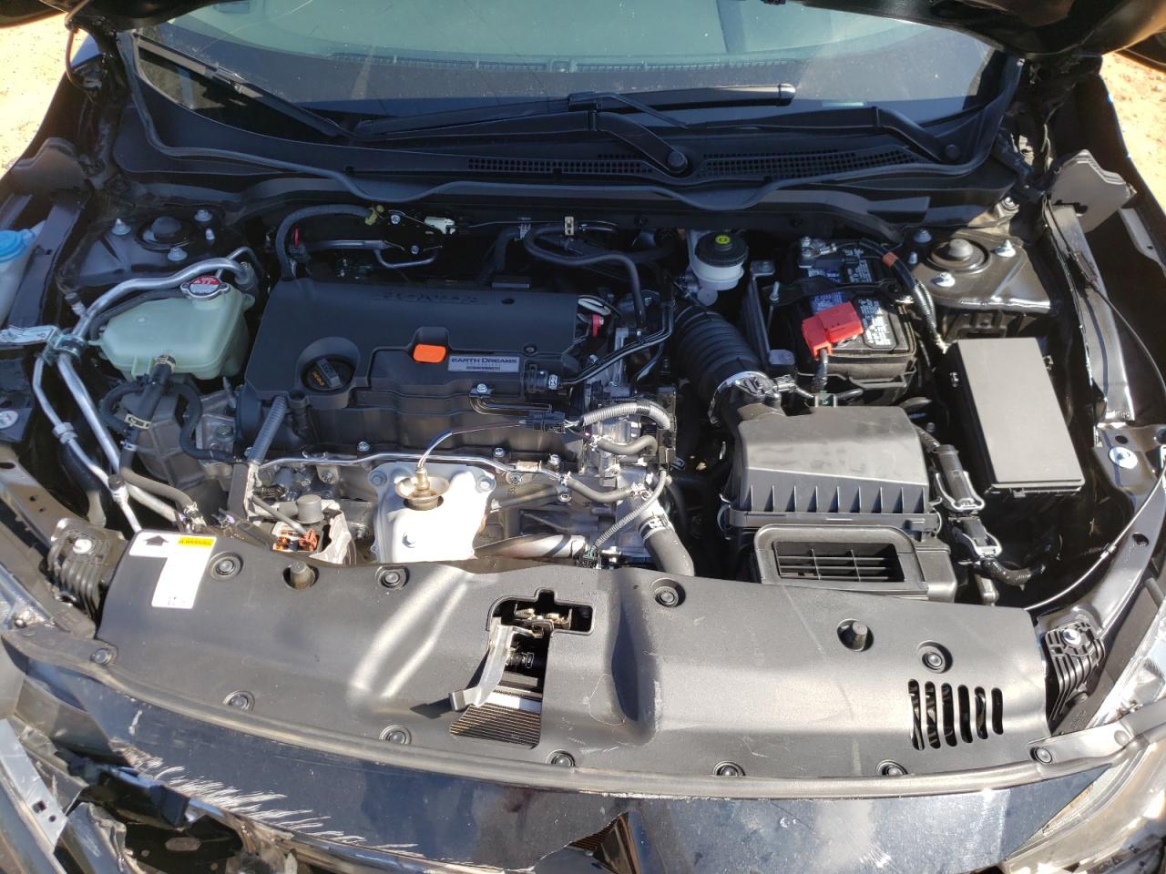 Photo 7 from auction – 2019 HONDA CIVIC LX with VIN 19XFC2F68KE034951