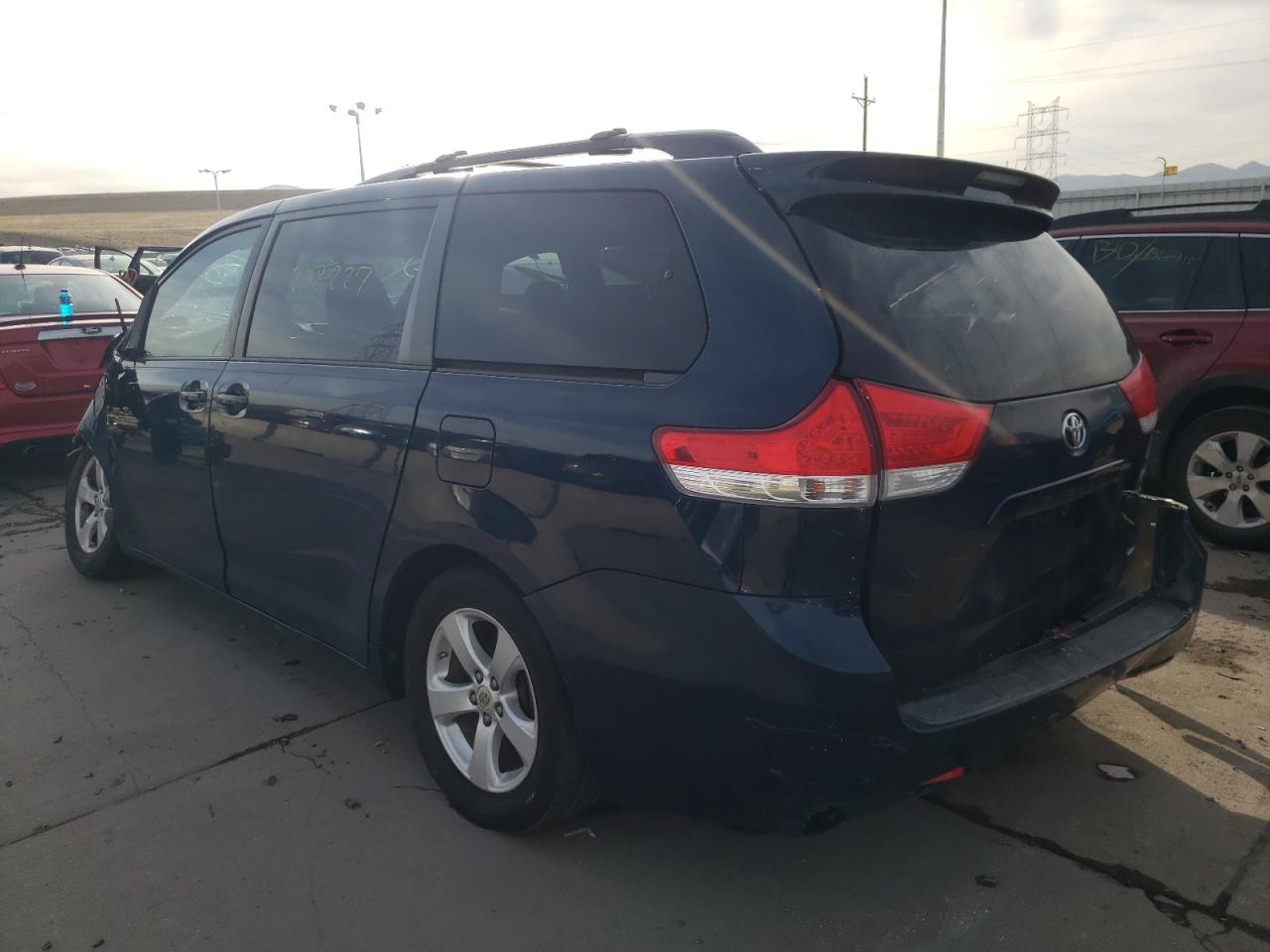 Photo 3 from auction – 2011 TOYOTA SIENNA LE with VIN 5TDKK3DC7BS099909