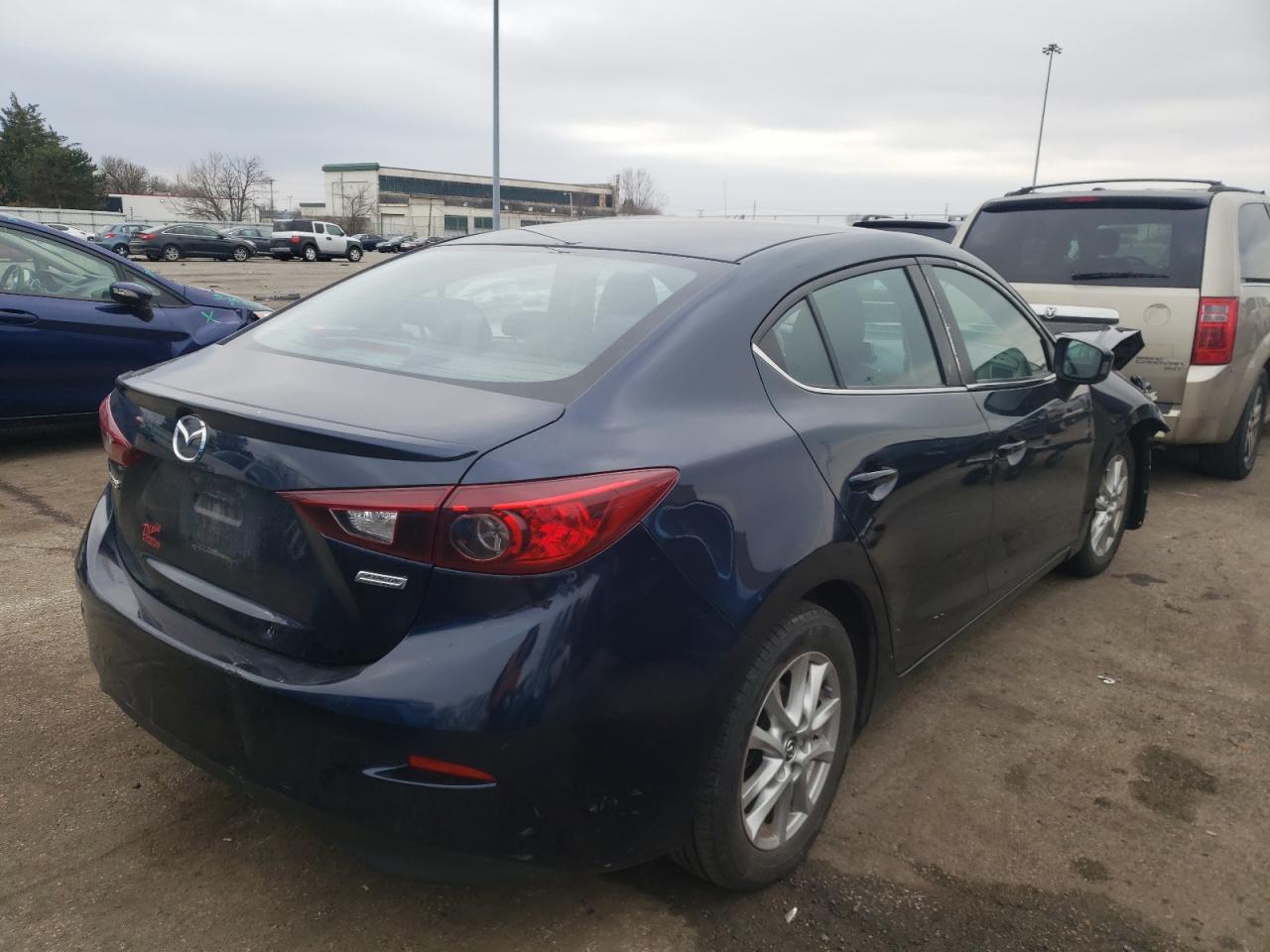 Photo 4 from auction – 2014 MAZDA 3 TOURING with VIN JM1BM1V75E1172647