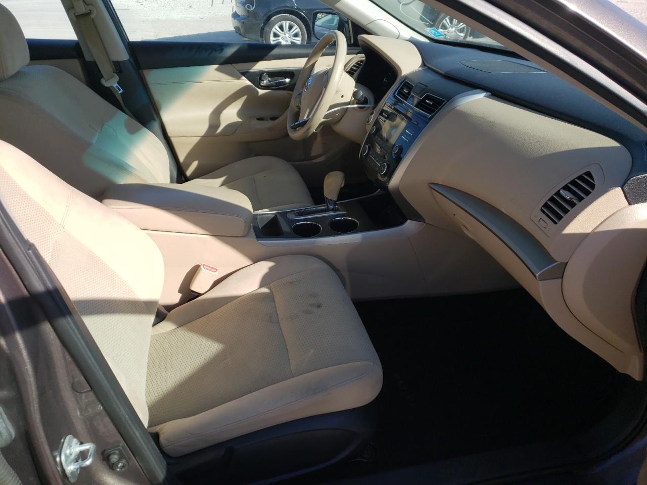 Photo 5 from auction – 2015 NISSAN ALTIMA 2.5 with VIN 1N4AL3AP2FC487630