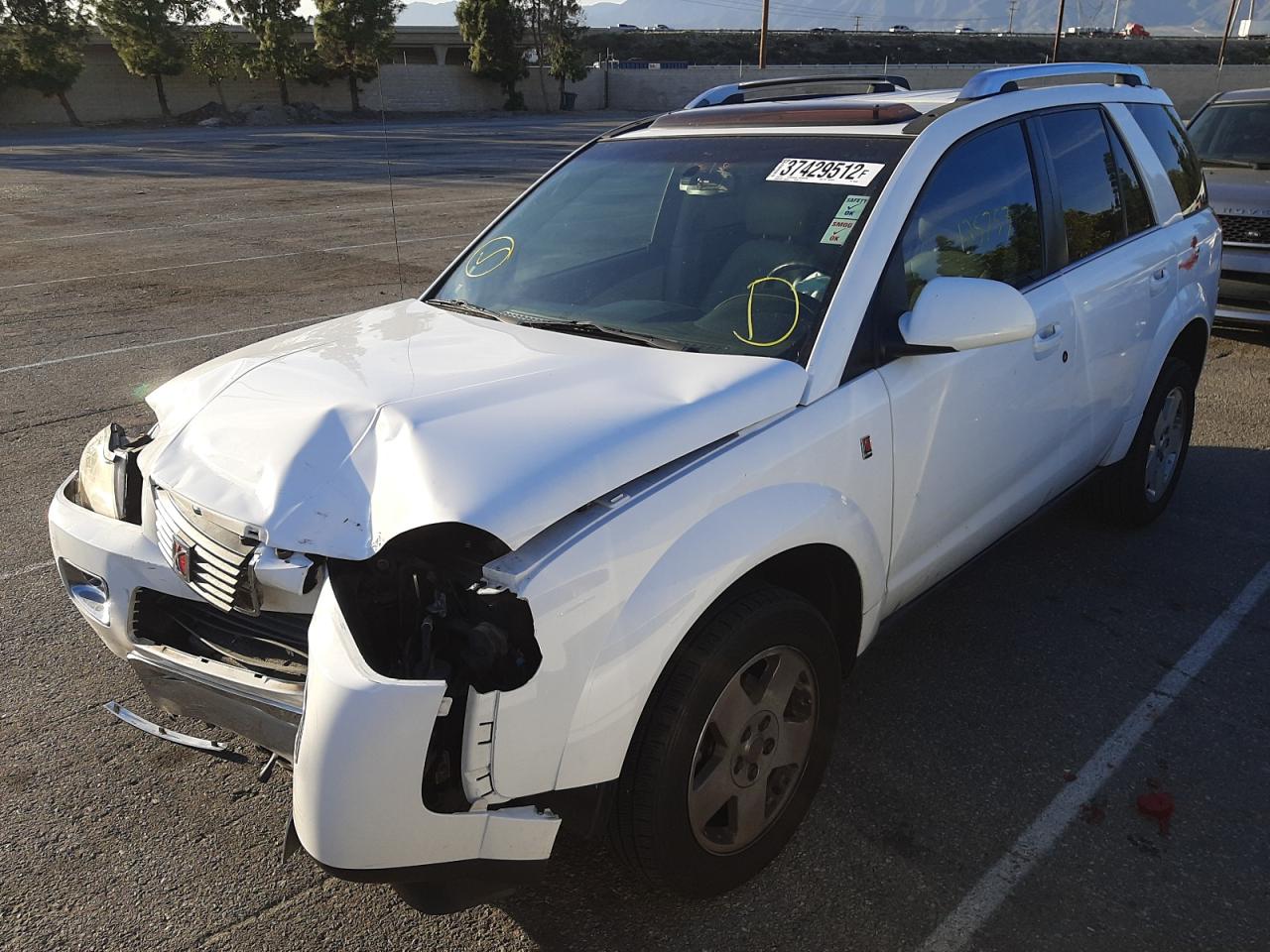 Photo 2 from auction – 2006 SATURN VUE with VIN 5GZCZ53426S835897