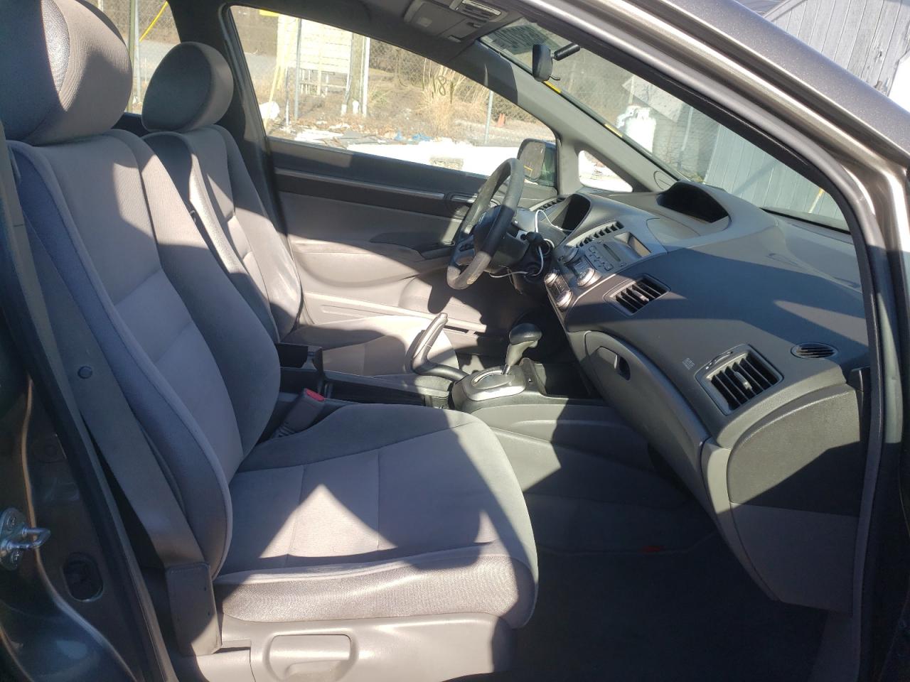 Photo 5 from auction – 2008 HONDA CIVIC EX with VIN 2HGFA16878H345397