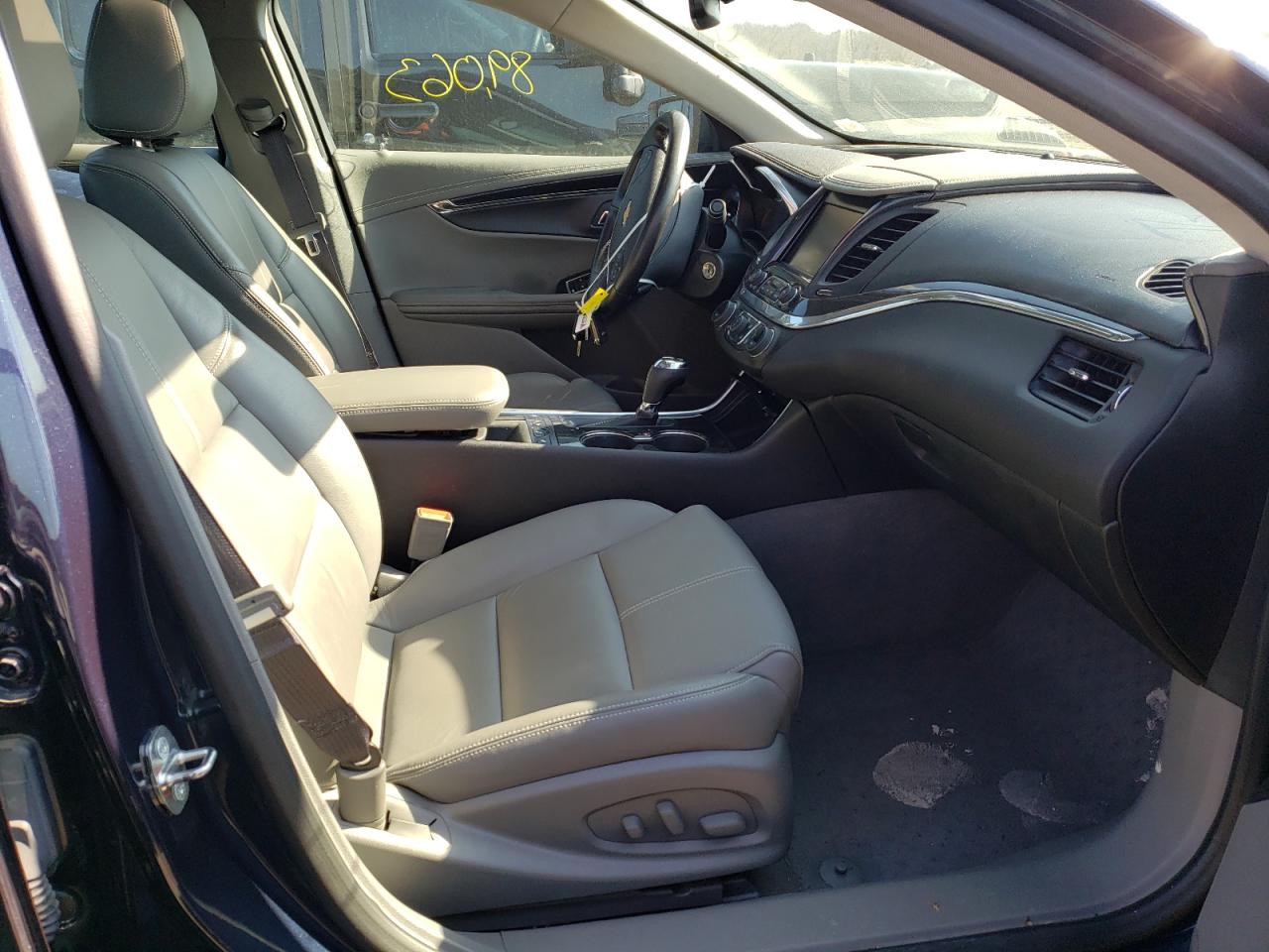 Photo 5 from auction – 2016 CHEVROLET IMPALA LT with VIN 2G1115S31G9200464