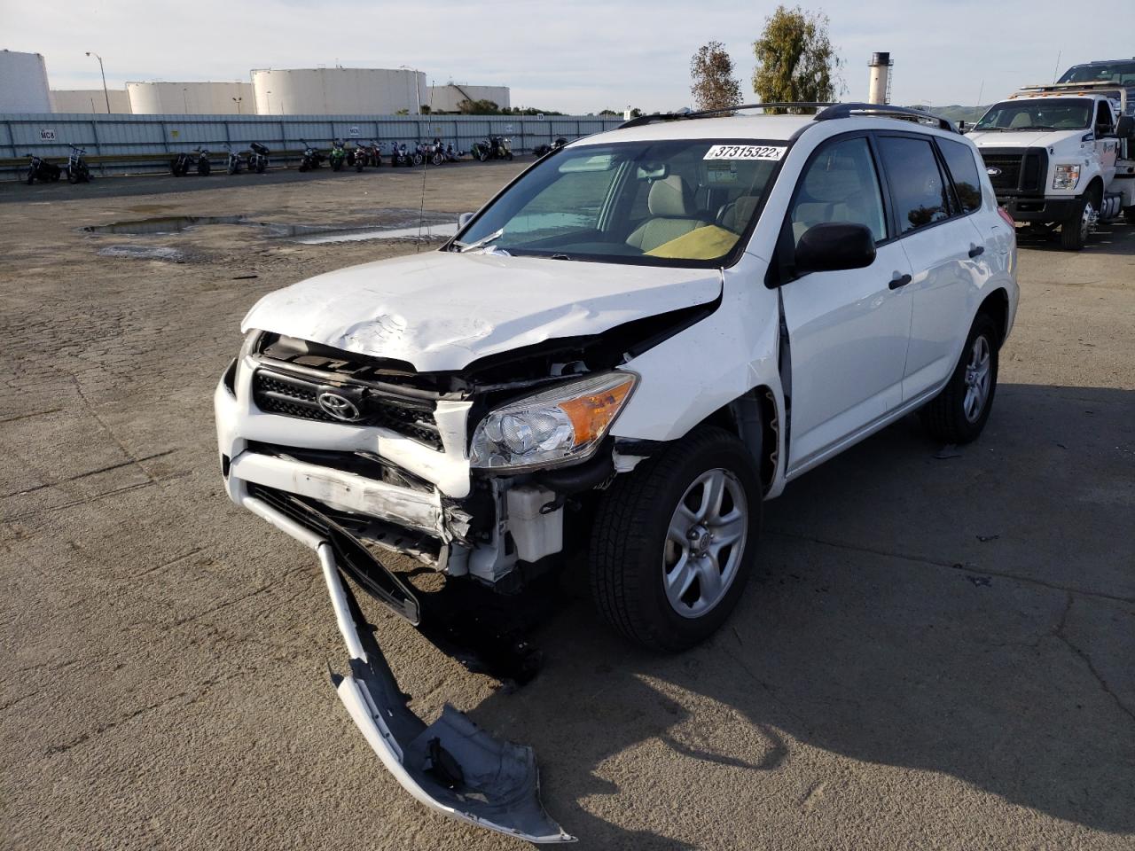 Photo 2 from auction – 2008 TOYOTA RAV4 with VIN JTMZD33VX86069386