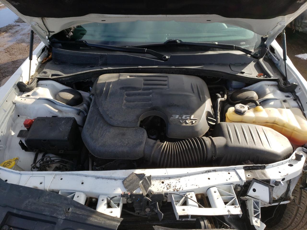 Photo 7 from auction – 2015 CHRYSLER 300 LIMITE with VIN 2C3CCARG5FH757141