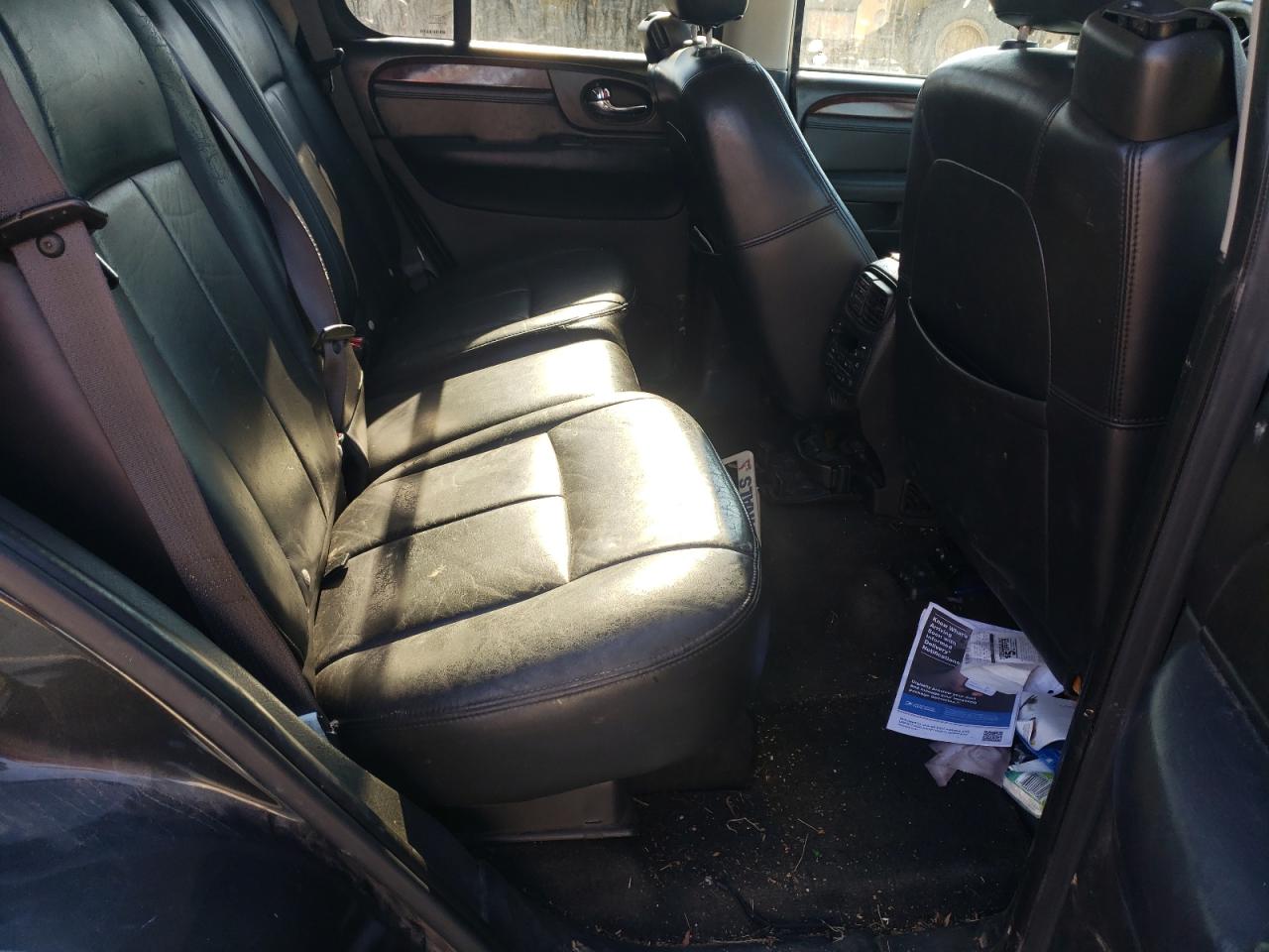 Photo 6 from auction – 2005 GMC ENVOY with VIN 1GKDT13S052250978