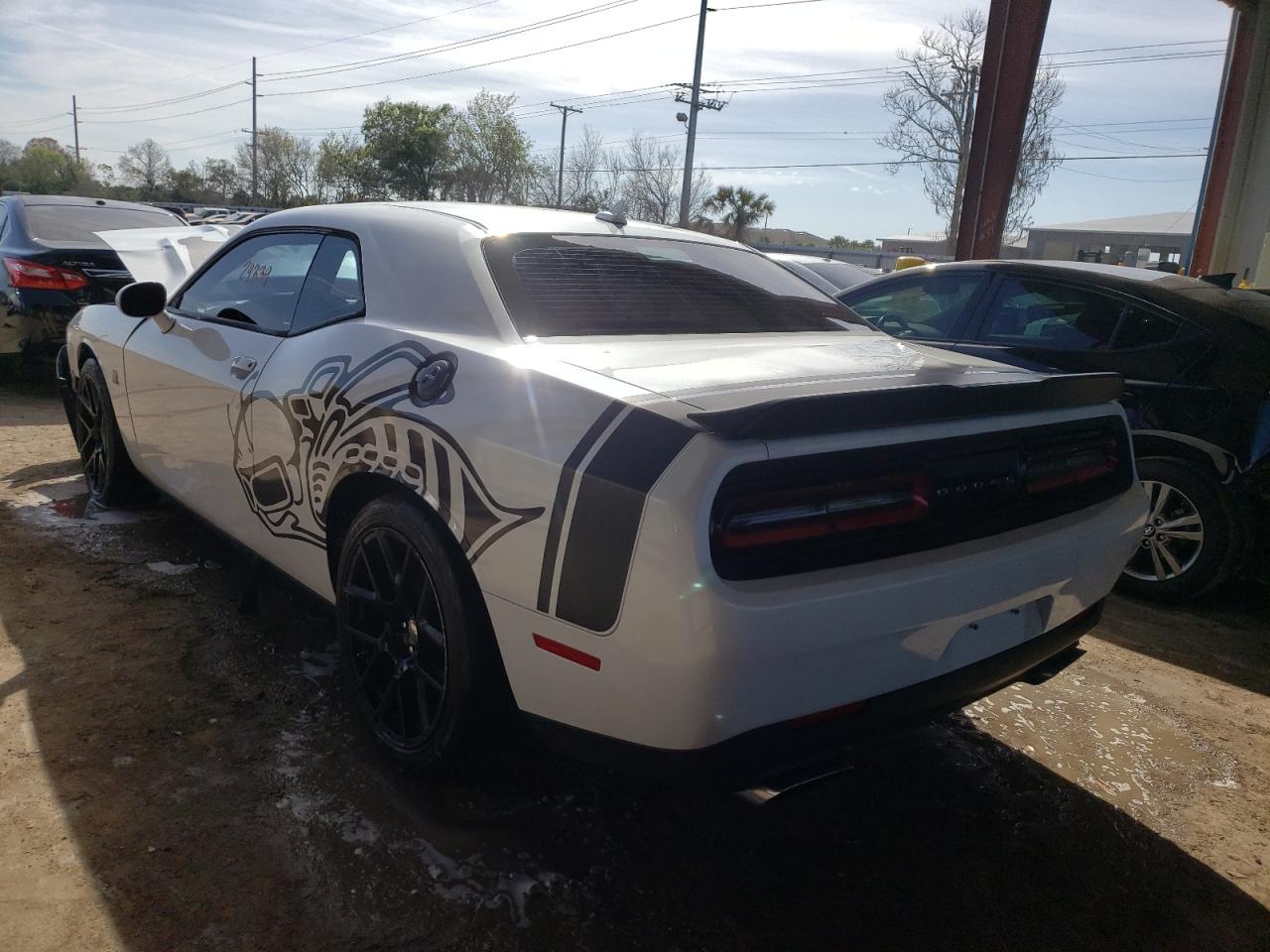 Photo 3 from auction – 2015 DODGE CHALLENGER with VIN 2C3CDZFJ3FH705132