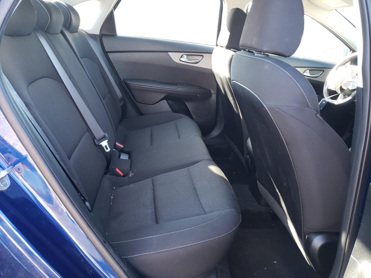 Photo 6 from auction – 2019 KIA FORTE FE with VIN 3KPF24AD3KE042315