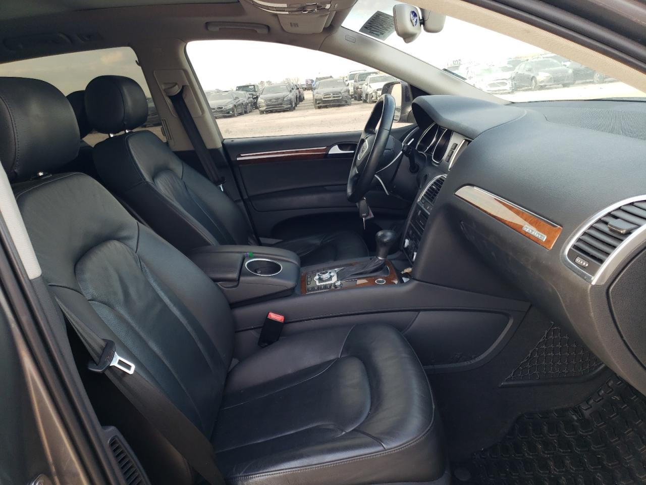 Foto 5 de la subasta – 2015 AUDI Q7 PREMIUM con VIN WA1CGAFE9FD033155