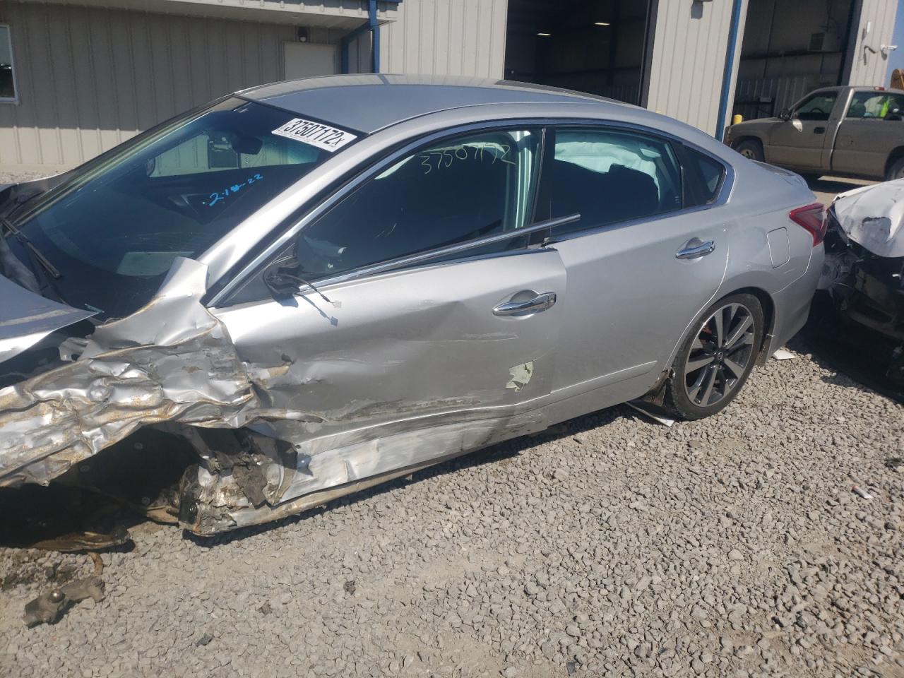 Photo 10 from auction – 2017 NISSAN ALTIMA 2.5 with VIN 1N4AL3AP1HC126506