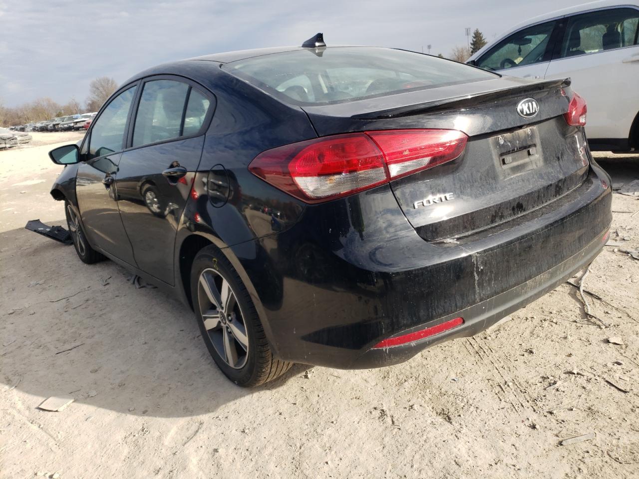 Photo 3 from auction – 2018 KIA FORTE with VIN 3KPFL4A72JE243824